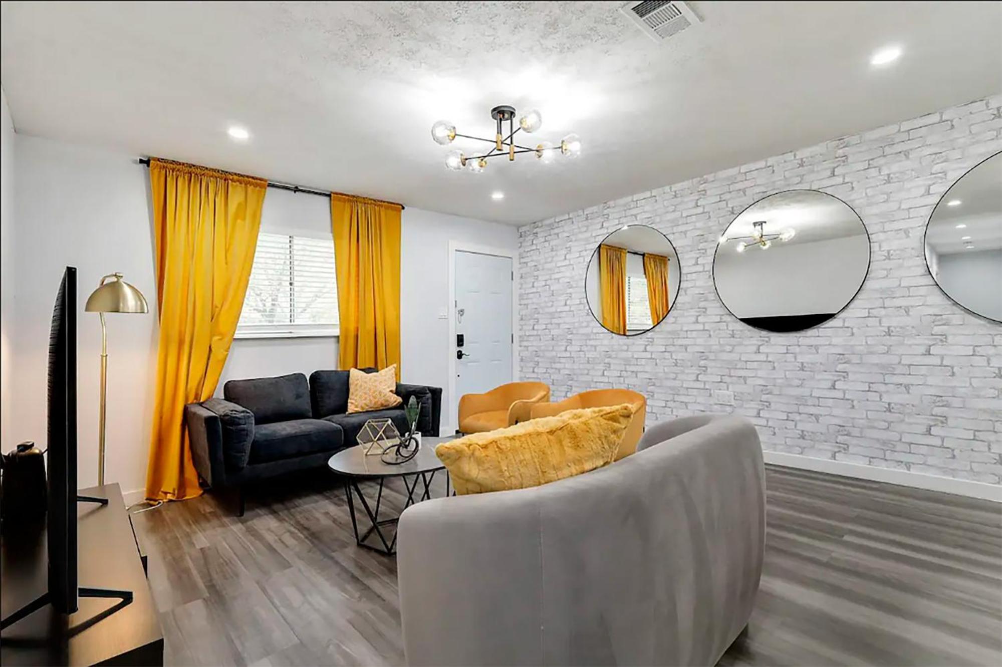 נורת' ריצ'לנד הילס Upscale 3Br 2Ba Cozy Holiday Home With Pool & Grill מראה חיצוני תמונה